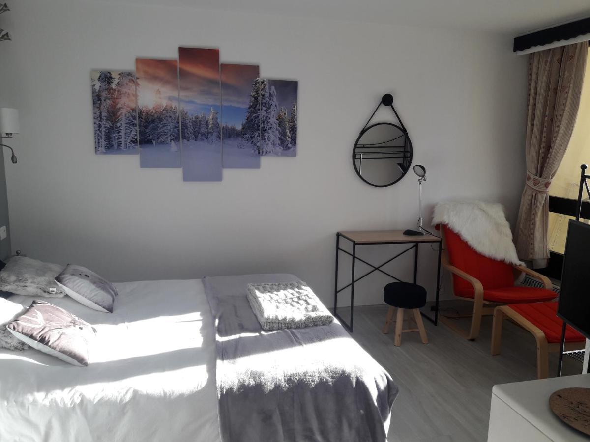 Appartement 4/6 Pers Plein Sud. Front De Neige 이솔라 2000 외부 사진